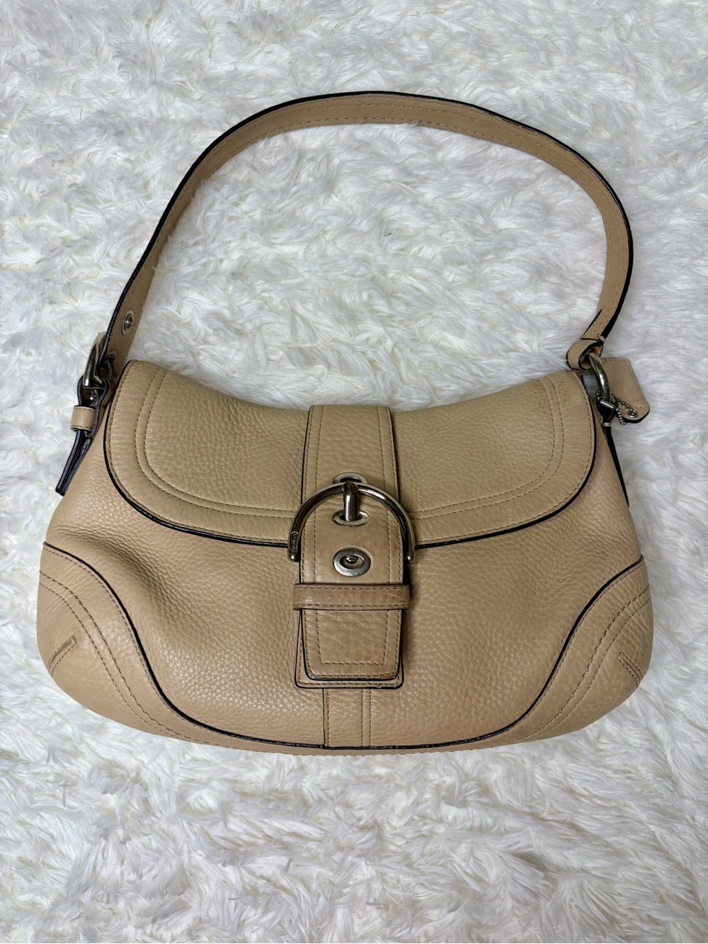 Coach Soho F10909 Beige Pebble Leather Shoulder Bag Buckle Hobo Purse